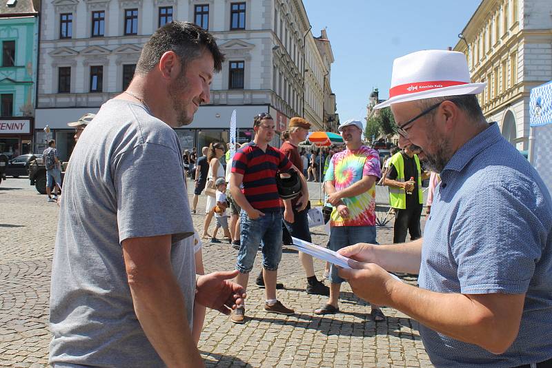 Z Kolína vyjela plaketová jízda veteránů.