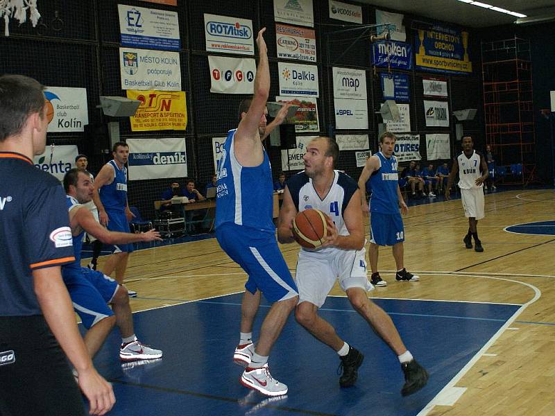 Z utkání BC Kolín - Opava (84:69).