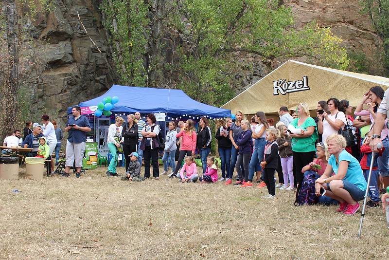 Rodinný festival Kouřimská skála zahájil pohádkový program.