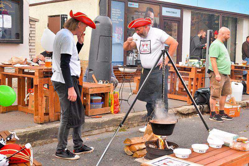 Z Gothardského posvícení 2021 v Českém Brodě.