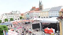 Závěrečný monstrkoncert festivalu Kmochův Kolín.