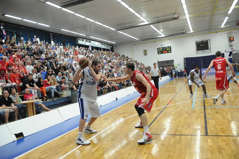 Semifinále Mattoni NBL (2.zápas): Kolín - Nymburk 90:88 pp