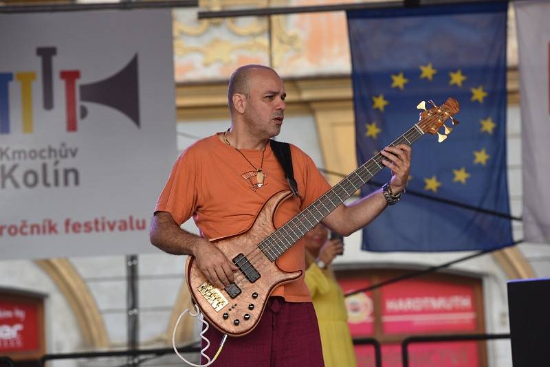 Děti s rodiči bavil Jaroslav Uhlíř, běžci startovali od Bartoloměje.