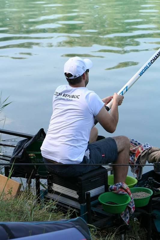 Aleš Flanderka spolu s českým týmem přivezl ze zářijového mistrovství světa v Itálii stříbrnou medaili.