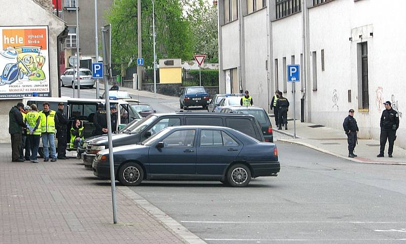 Policií ostře sledovaný mítink Dělnické strany v Kolíně. 18.4. 2009 