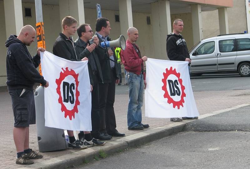 Policií ostře sledovaný mítink Dělnické strany v Kolíně. 18.4. 2009 