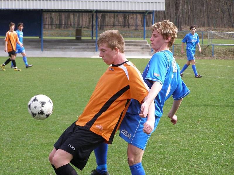 Z utkání staršího dorostu FK Kolín - Nový Bydžov (2:0).