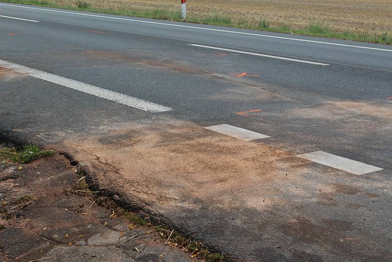 K dopravní nehodě v Rostoklatech došlo na poměrně přehledném místě