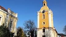 U svěcení základního kamene komunitního centra na Zálabí byl přítomen sám generální vikář biskup Zdenek Wasserbauer.