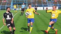 Z utkání ČFL Benešov - FK Kolín (4:1).