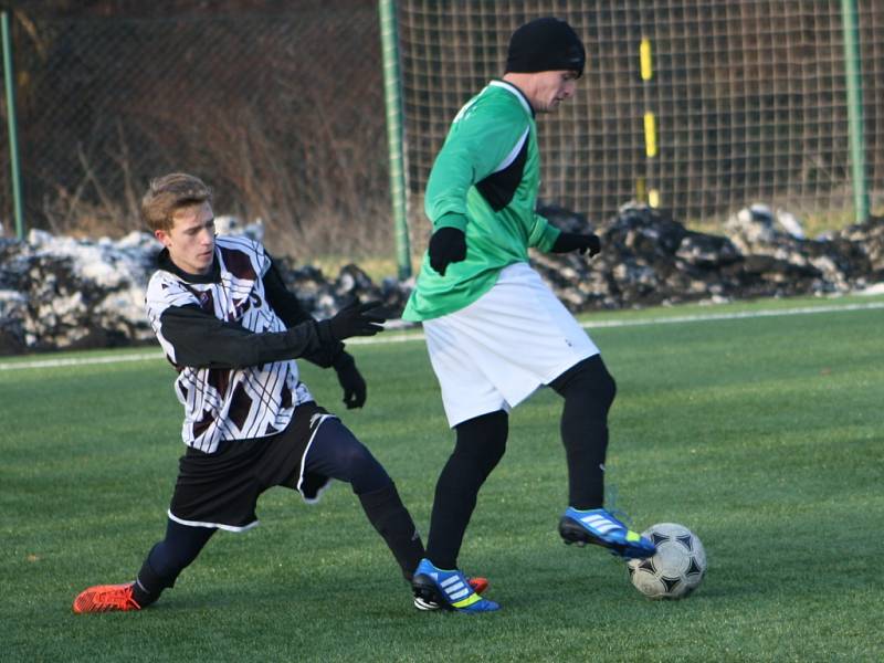 Z utkání zimního turnaje Červené Pečky - Ratboř (8:0).