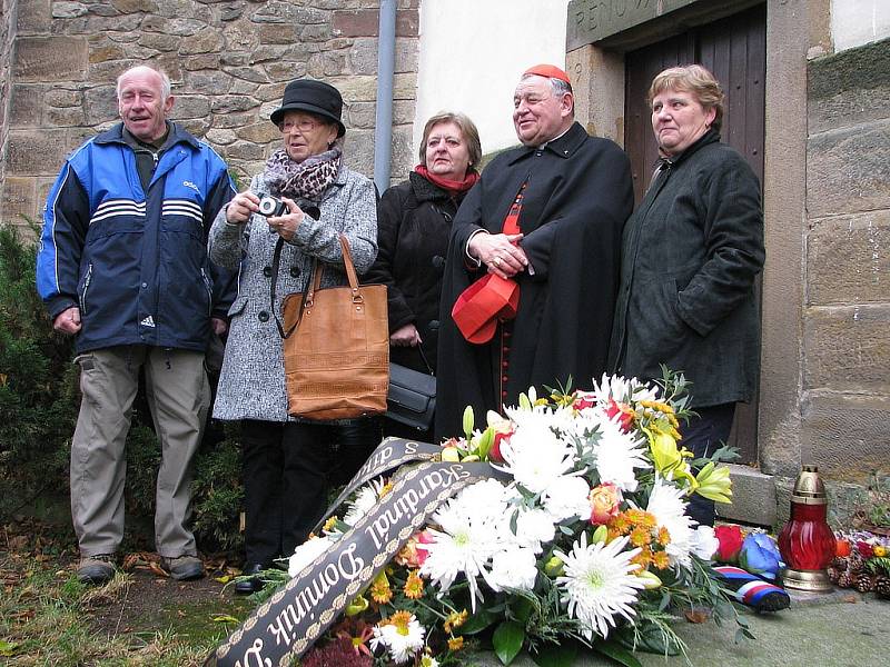 Bohoslužba v kostele Stětí sv. Jana Křtitele ve Skramníkách při příležitosti 200. výročí úmrtí Františka Jana Vaváka. Celebroval pražský arcibiskup kardinál Dominik Duka.