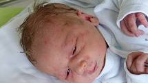Matěj Janouch se narodil 17. srpna 2021 v kolínské porodnici, vážil 3520 g a měřil 51 cm. Do Velkého Oseka odjel s maminkou Monikou a tatínkem Jiřím.
