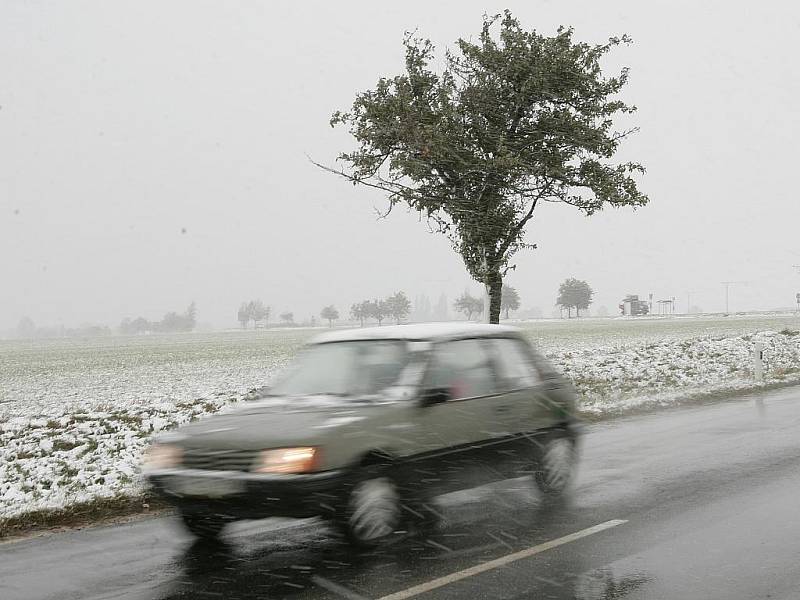 První sněhová nadílka dorazila i na Kolínsko 15. říjen