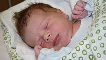 Roman Kadeřábek se narodil v pátek 4. ledna 2013 rodičům Radce a Alešovi z Poříčan. Poprvé spatřil světlo světa v 6.09 hodin, kdy měřil 50 centimetrů a vážil 3 700 gramů. Na kluka byla předem zvědavá i šestiletá sestřička Nelinka.