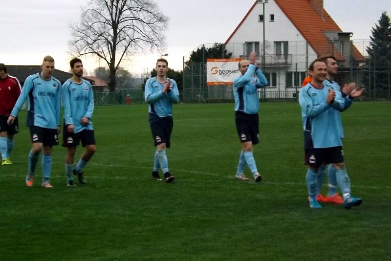 Z utkání Velim - Poříčany (3:2).