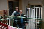 Policisté vyšetřují střelbu v Cerhenicích