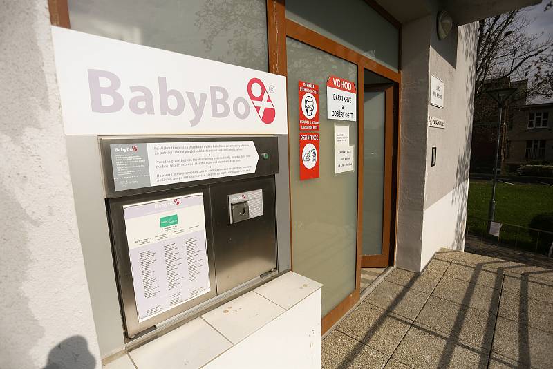 Babybox v areálu Oblastní nemocnice v Kolíně.