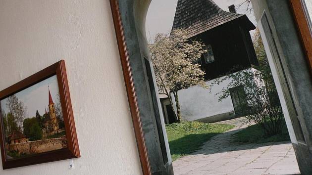 Tomáš Mukařovský vystavuje část svého fotografického díla