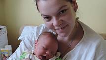 Šimon Habětín se narodil 24. října 2016. Prvorozený potomek maminky Venduly a tatínka Davida z Uhlířské Lhoty po porodu měřil 50 centimetrů a vážil 3115 gramů.