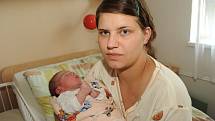 Denisa Konečná, vážící 3 600 gramů a měřící 51 centimetr, se rodičům Evě a Milošovi narodila 17. dubna jako prvorozená. Všichni společně žijí ve Stříbrné Skalici. 