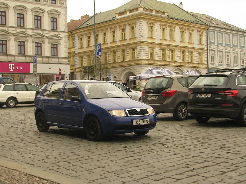 Všední den v ulicích Kolína.