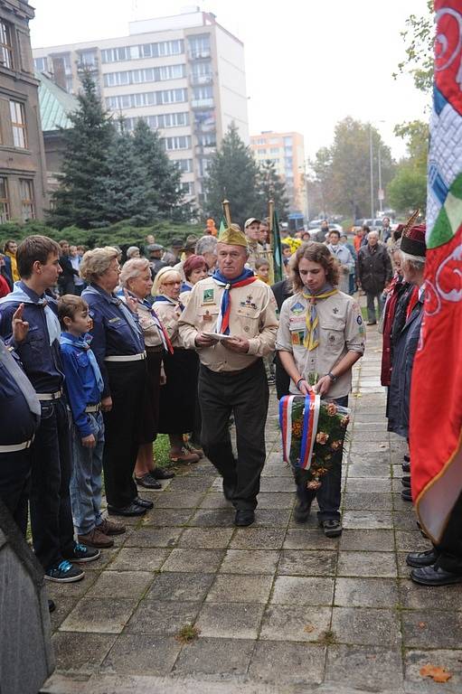 Pietní akt u sochy T. G. Masaryka v Kolíně při příležitosti výročí vzniku republiky