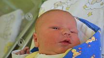 Michal Václav Jebousek se narodil mamince Michale a tatínkovi Martinovi 28. května 2013. Po porodu se pyšnil výškou 51 centimetr a váhou 4140 gramů. Ve Ždánicích se na brášku těšila sestřička Anna Marie (3,5).