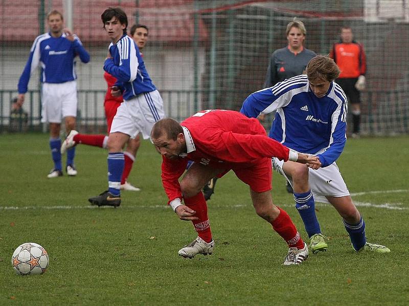 Z fotbalového utkání krajské I.B třídy Velim B - Zbraslavice