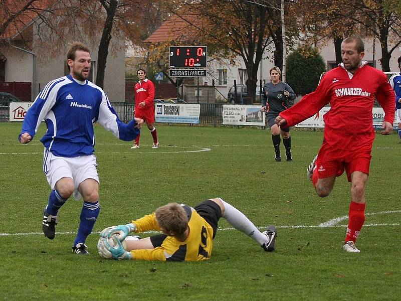 Z fotbalového utkání krajské I.B třídy Velim B - Zbraslavice