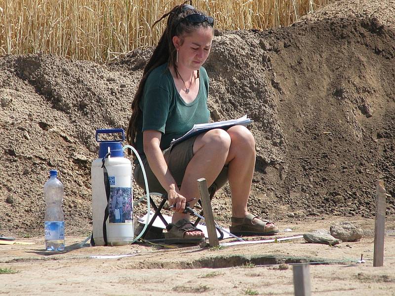 Archeologický průzkum po trase budoucího obchvatu Kolína