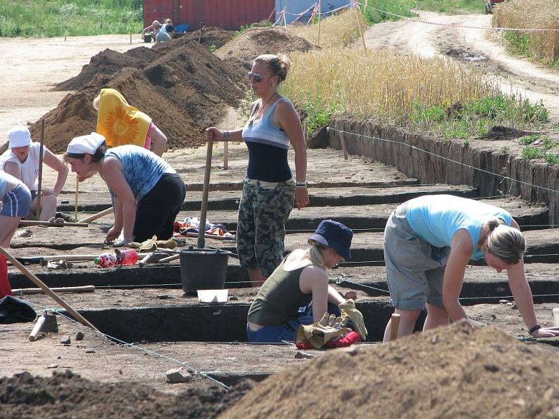 Archeologický průzkum po trase budoucího obchvatu Kolína