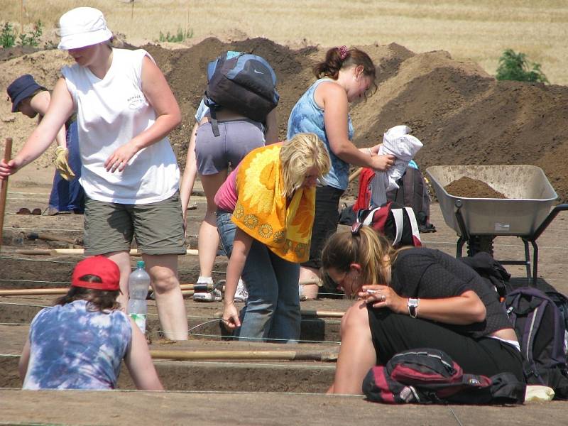 Archeologický průzkum po trase budoucího obchvatu Kolína