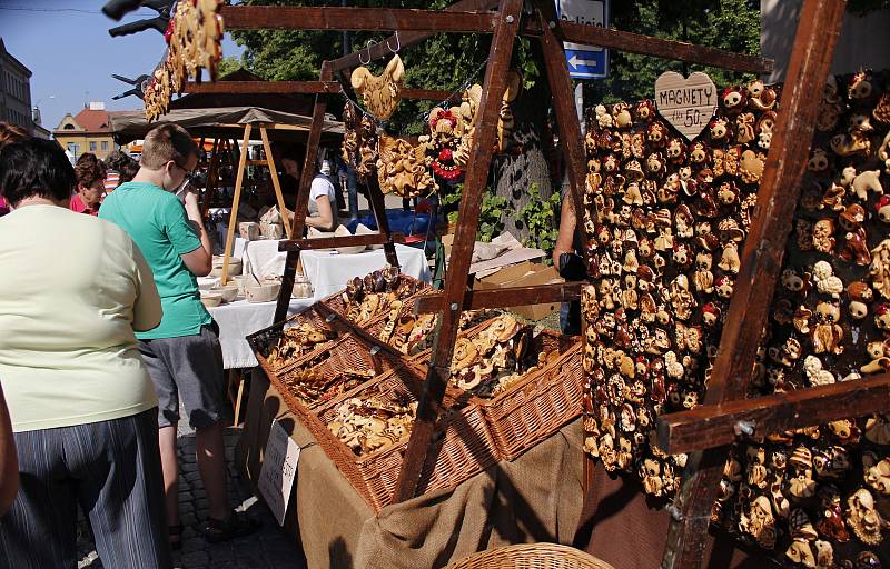 Keramické trhy a Setkání Kostelců