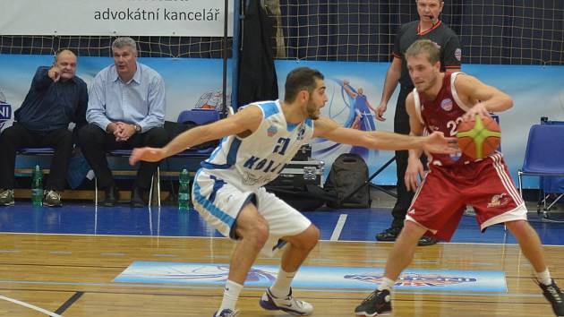 Z utkání BC Farfallino Kolín - Svitavy (91:76).