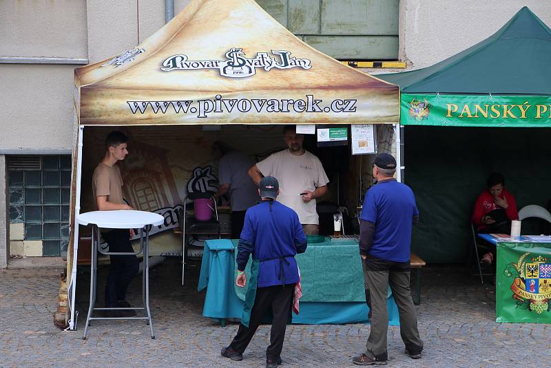 Z pivních slavností v Bašteckém pivovaru ve Starém Kolíně.