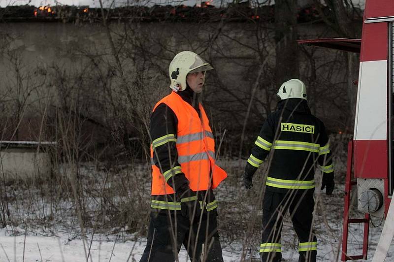 Požár v Klavarech. 19.2. 2009