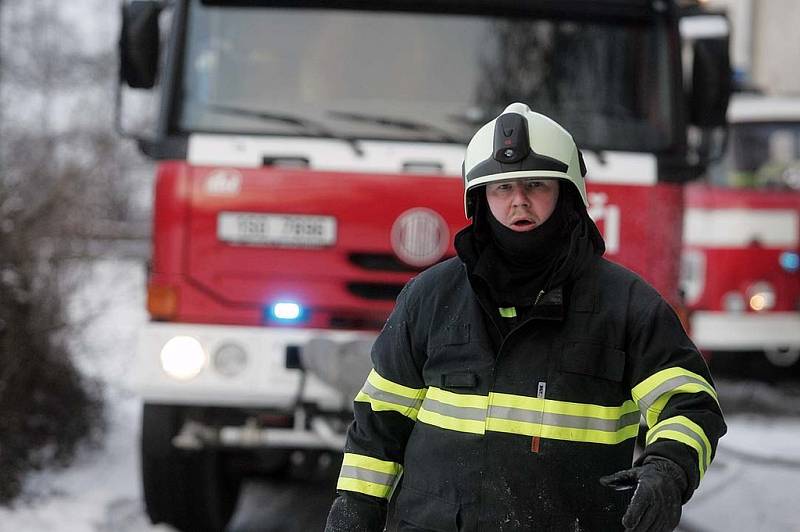 Požár v Klavarech. 19.2. 2009