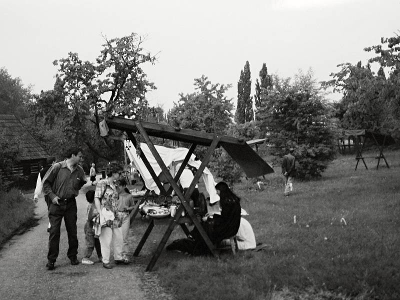 Letnice jsou oslavovány 50 dní po Velikonocích jako oslava plně rozvinutého jara před letním obdobím.