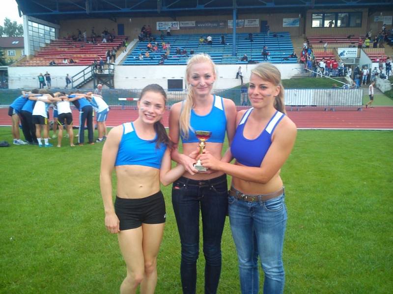 Juniorky Kolína skončily na mistrovství Čech bronzové.