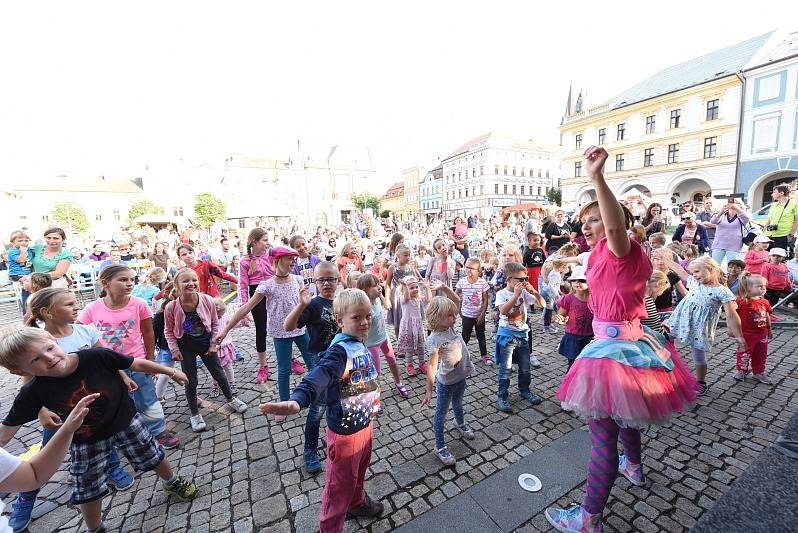 Posvícenské kulturní léto udělalo radost dětem i milovníkům písní Jaroslava Ježka.