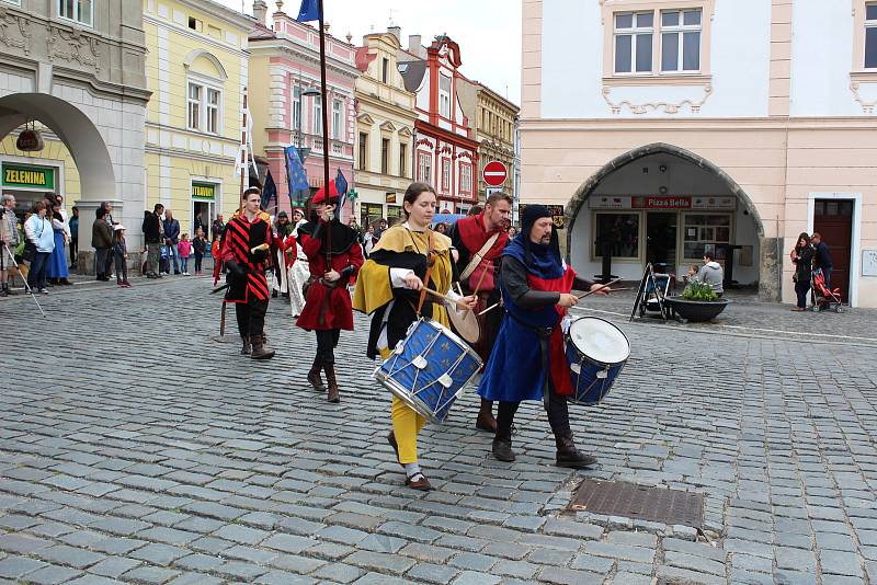 Karlovo náměstí se proměnilo v dějiště historických bitev.