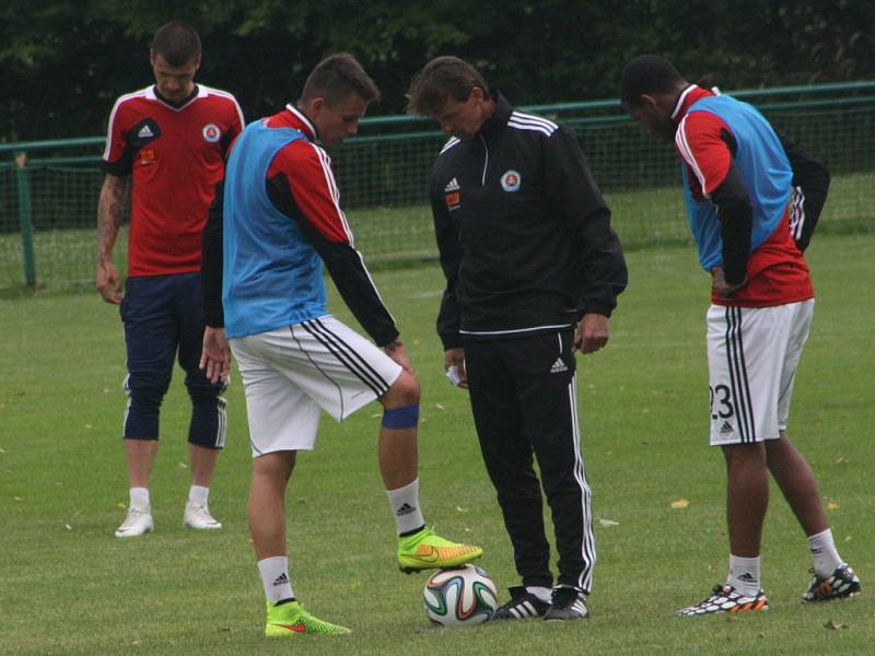 Slovan Bratislava pod trenérem Františkem Strakou strávil v Ratboři tři dny.