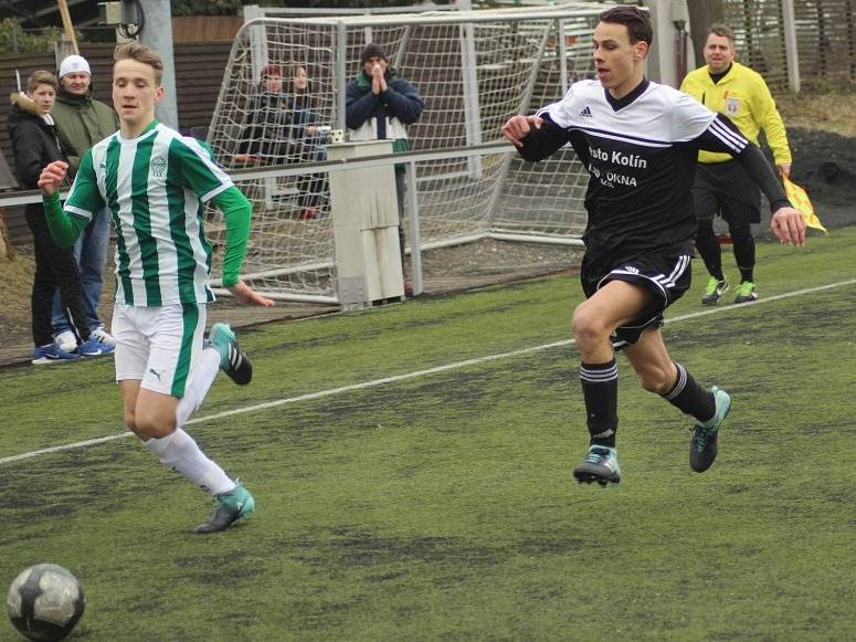 Z utkání mladšího dorostu (U17) Střešovice - FK Kolín (5:0).