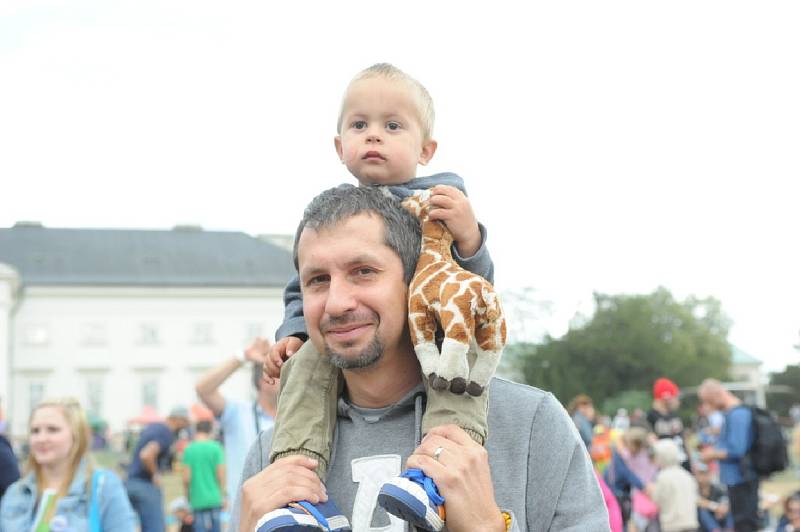 Festival Kefír se přesunul k zámku Kačina