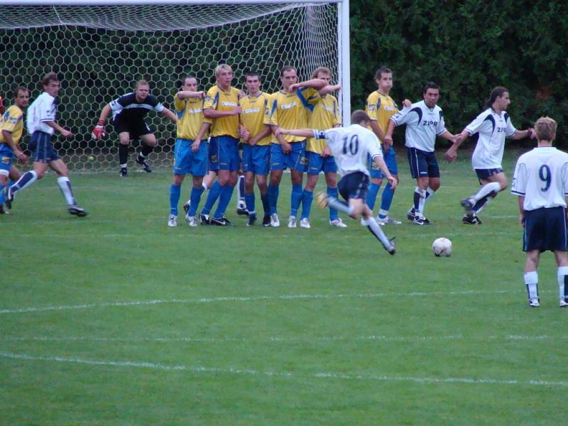 Z utkání Kouřim - Neratovice/Byškovice (2:3).