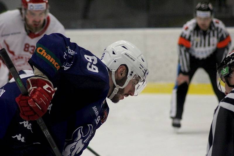 Z hokejového utkání Chance ligy Kolín - Frýdek-Místek (1:2)