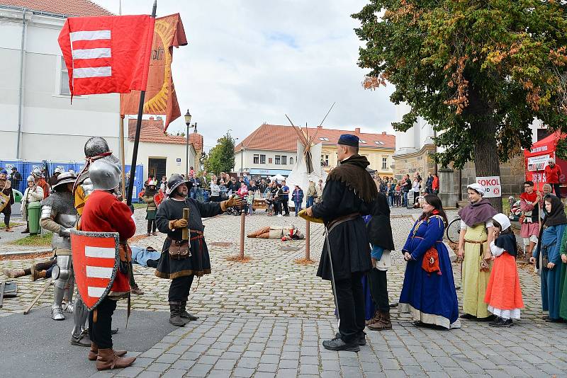 Z Gothardského posvícení 2021 v Českém Brodě.