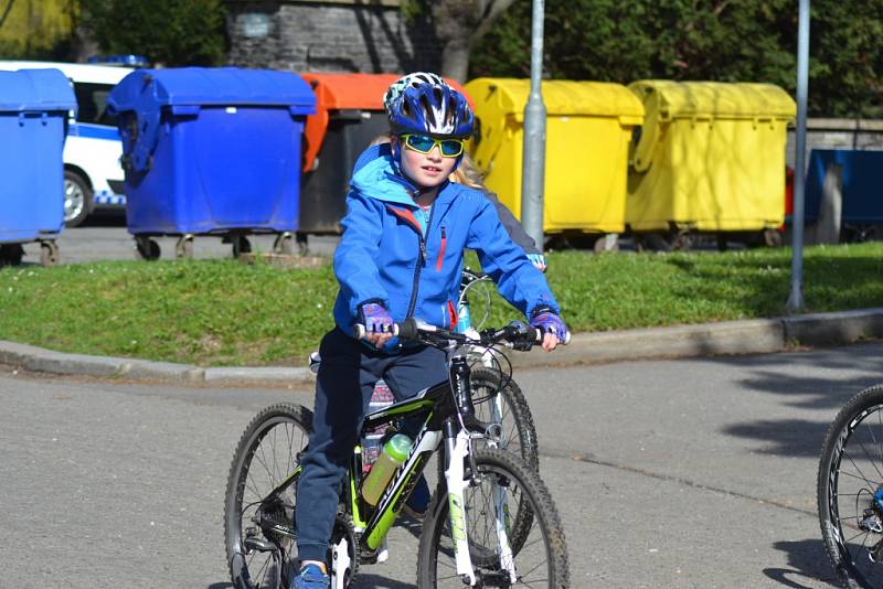 První cyklovyjížďka a slavnostní zahájení provozu Cyklistického centra v Kolíně