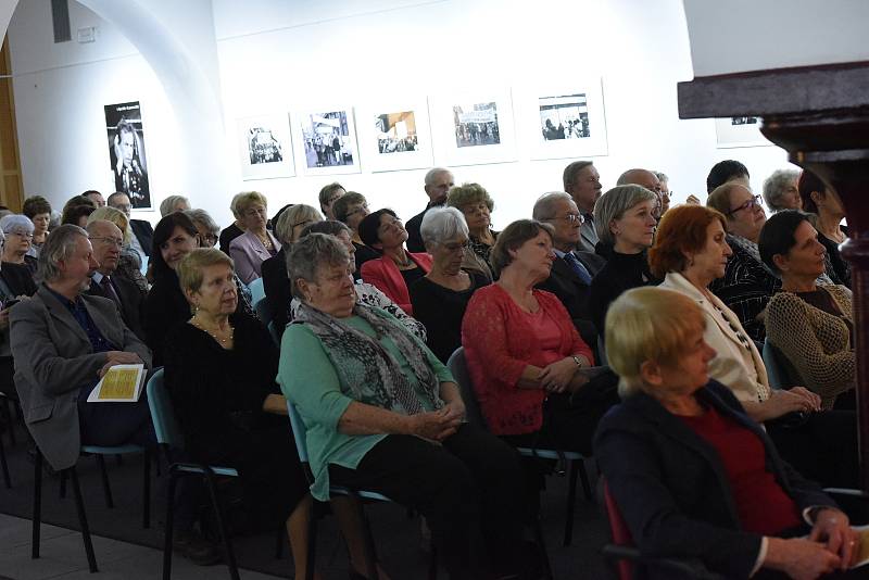 Z koncertu dámského tria Musica Dolce Vita v rámci cyklu Kruh přátel hudby v Kolíně.